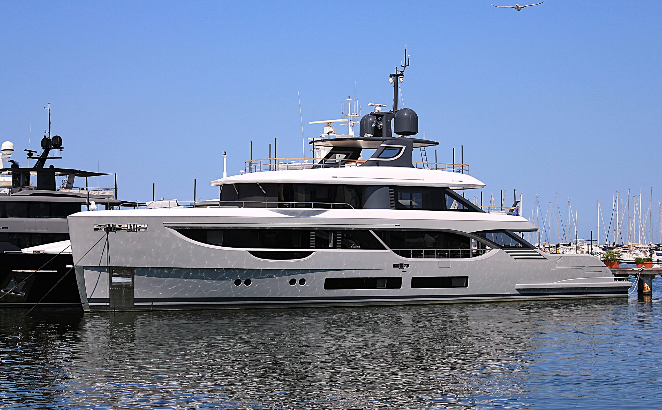 2025 Benetti Oasis 34 Yacht For Sale