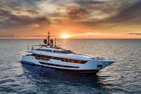 Custom Line Yachts For Sale